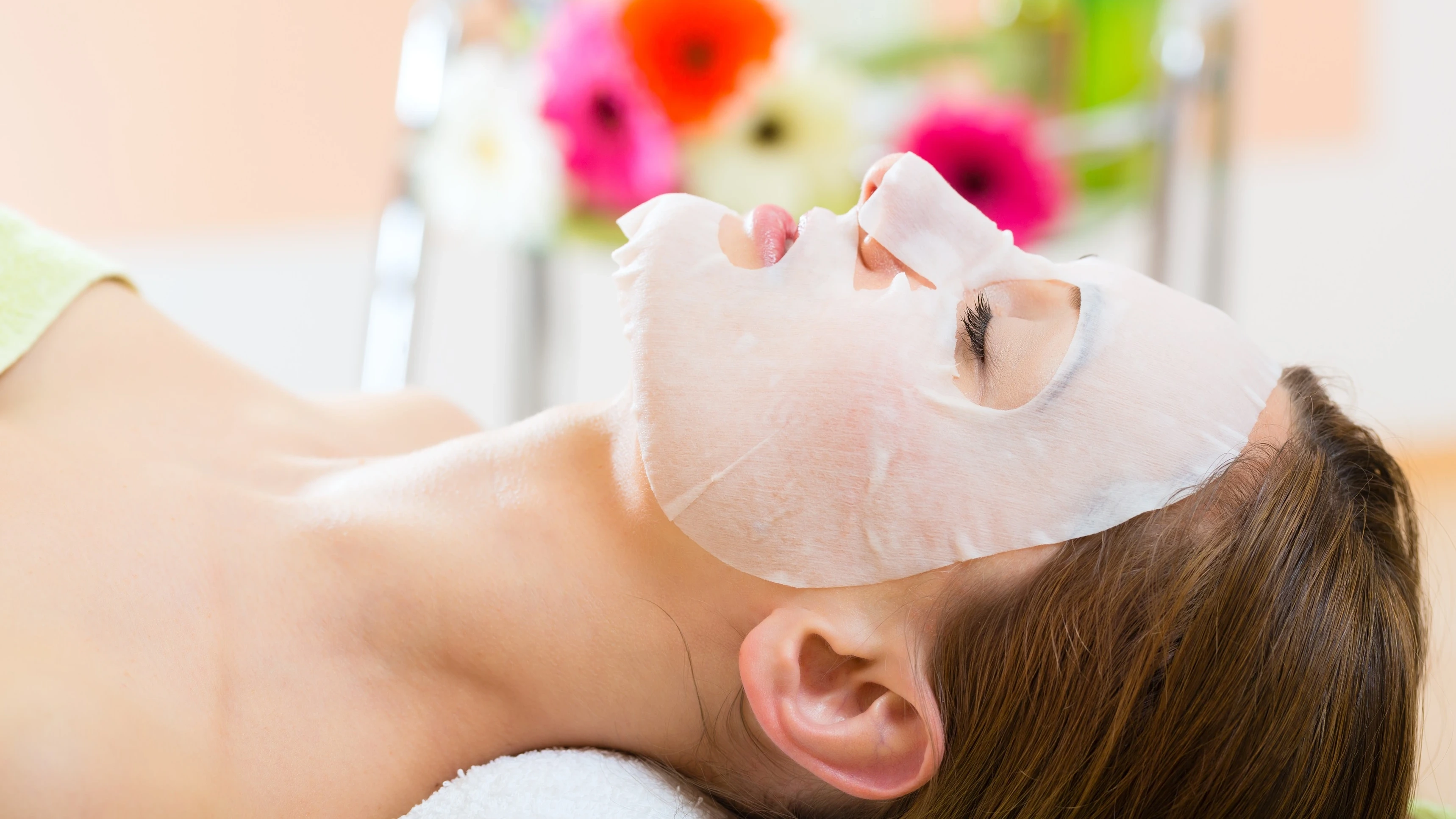 Say Goodbye to Sun Tan: How Sheet Masks Can Transform Your Skin