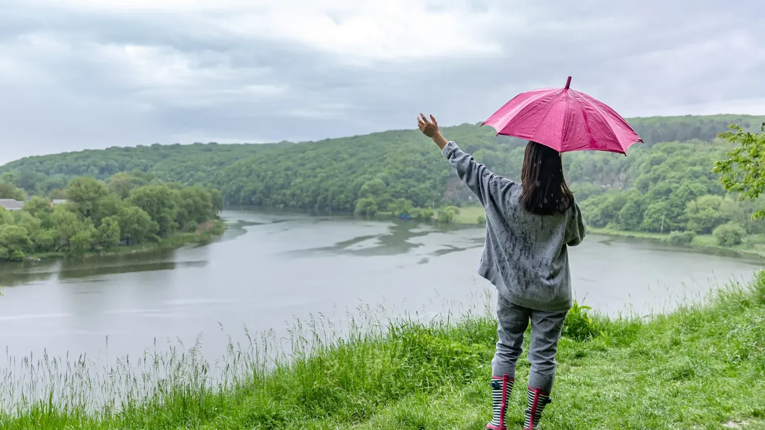 Your Guide to a Monsoon Skincare Regimen