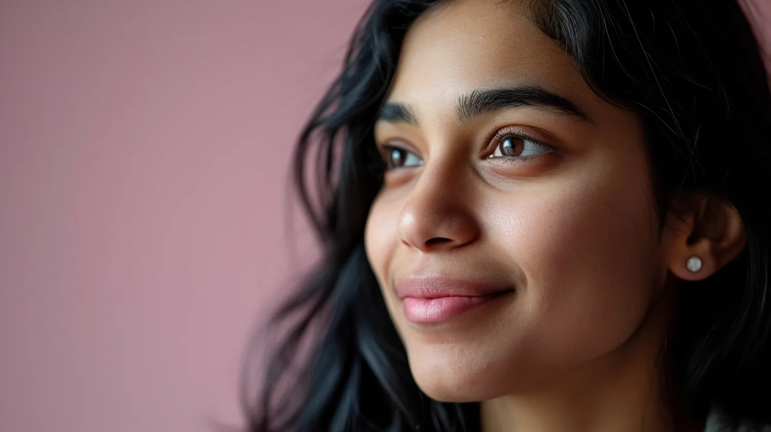 At What Age Does Skin Aging Start? Tips for Healthy Skin at Every Stage of Life