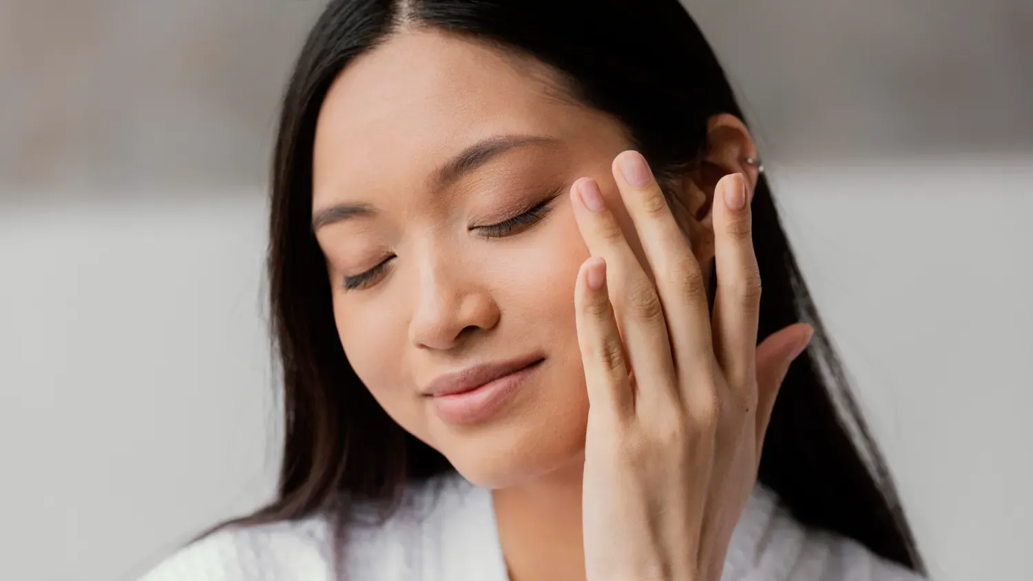 How to Use Sheet Mask Step by Step: A Guide for Healthy, Glowing Skin