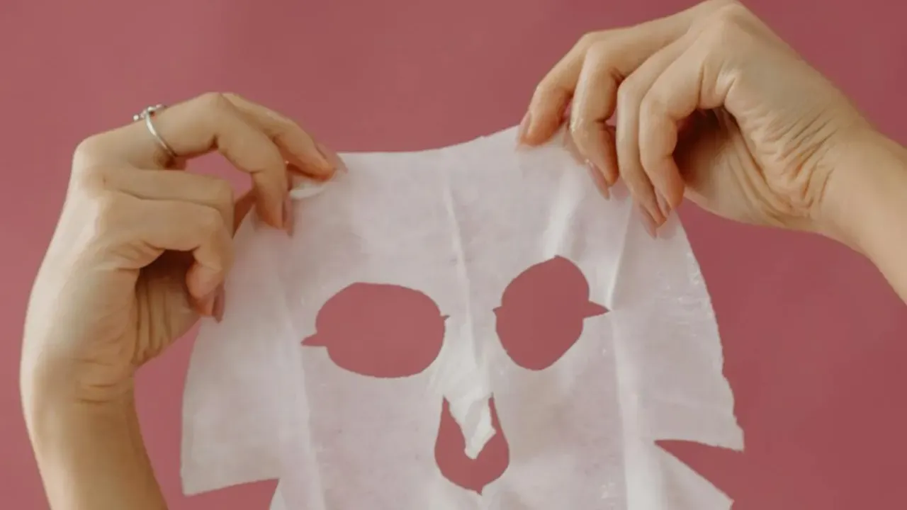 Sheet Mask Hydration Hacks: Tips and Tricks for Maximum Moisture