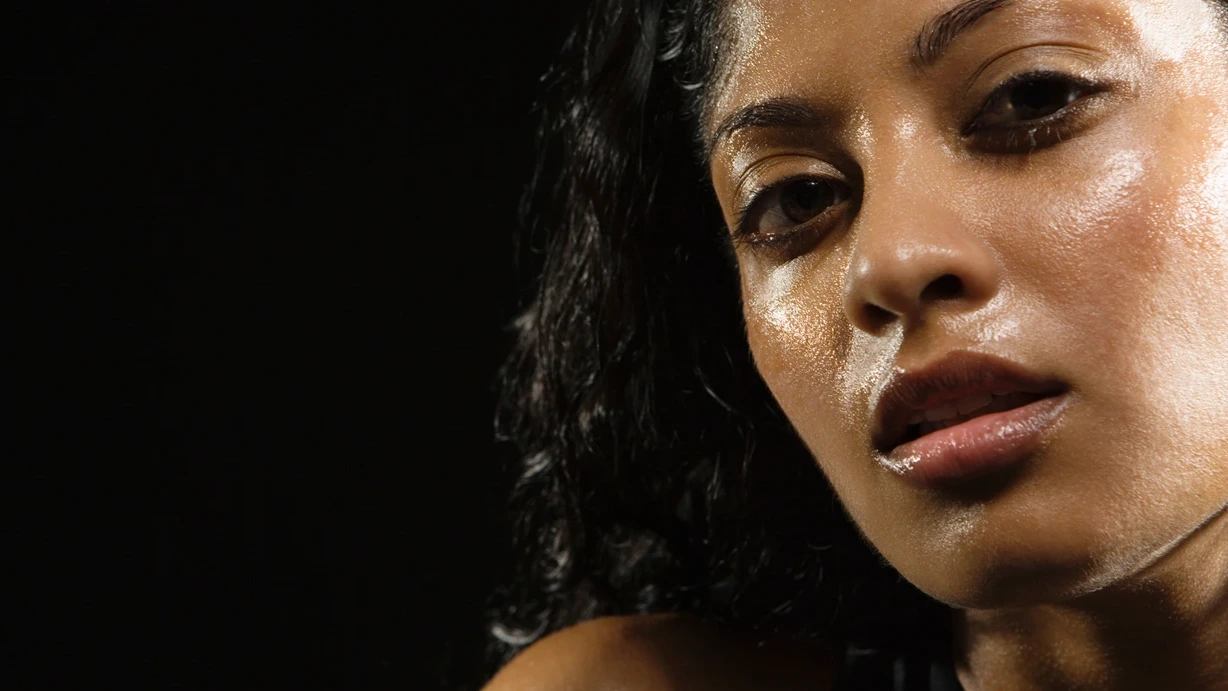The Ultimate Guide to a Combination Skin Care Routine in Summer