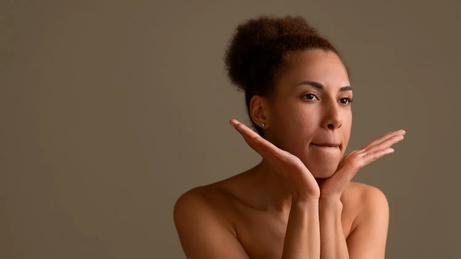 What are the best hydrating moisturizers for acne-prone skin?