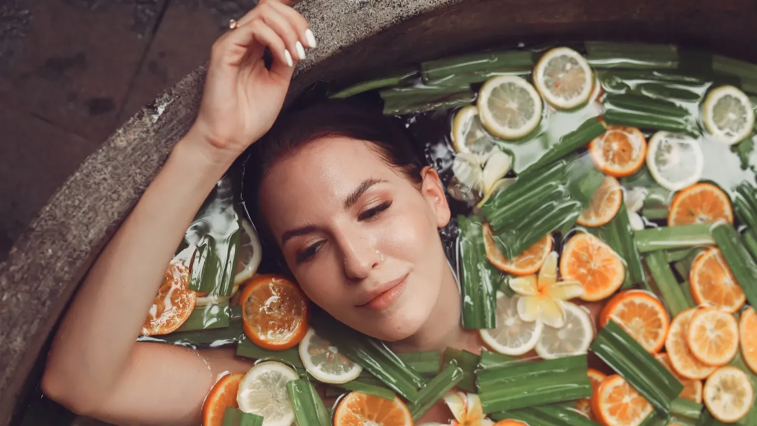 Achieve Plump Skin Naturally: The Best Foods to Include in Your Diet