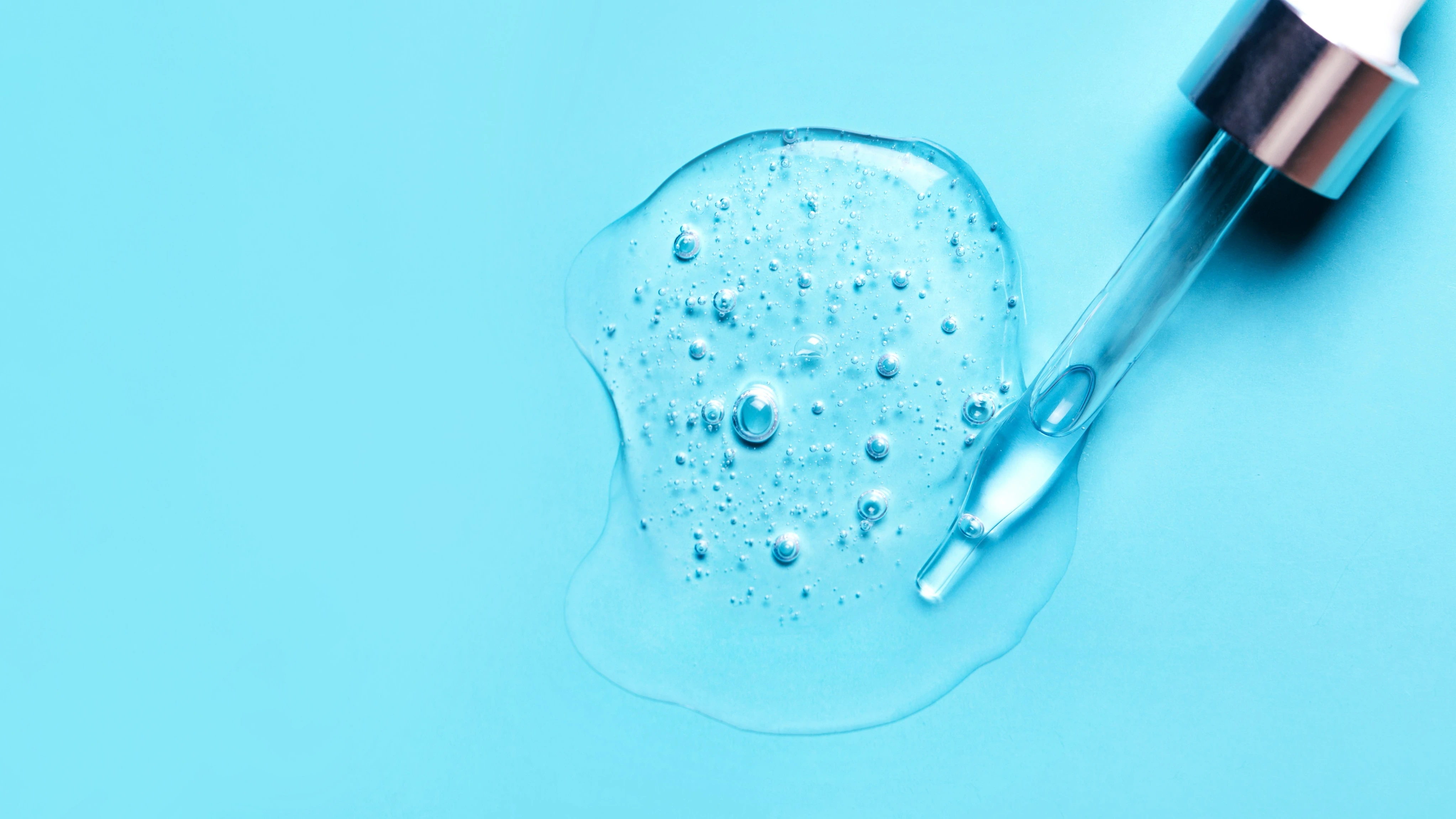 Unlocking Retinol’s Secrets: How to Apply, Dosage, and Nighttime Tips