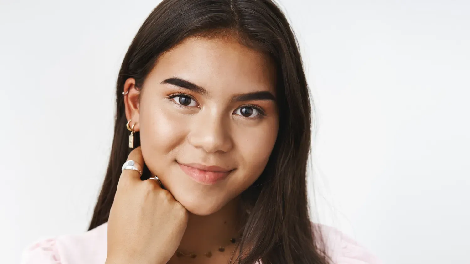 The Science Behind Pimple Scar Healing Serums: How Do They Work?