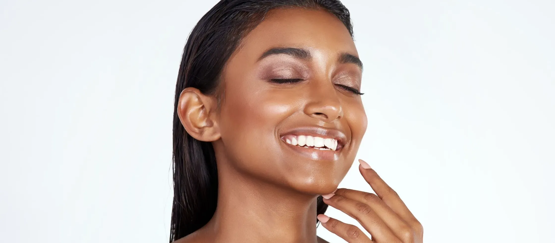 Your Guide to Face Serums for Pigmented Skin