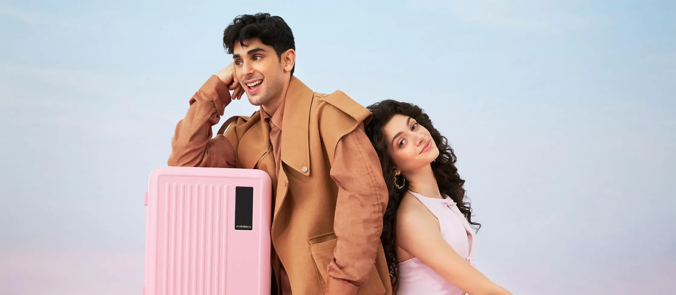 Valentine’s Gift Guide: Travel Essentials for Her & Him