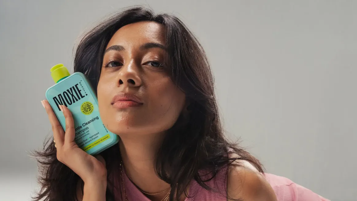What to Apply After Hair Wash for Gorgeous Locks?