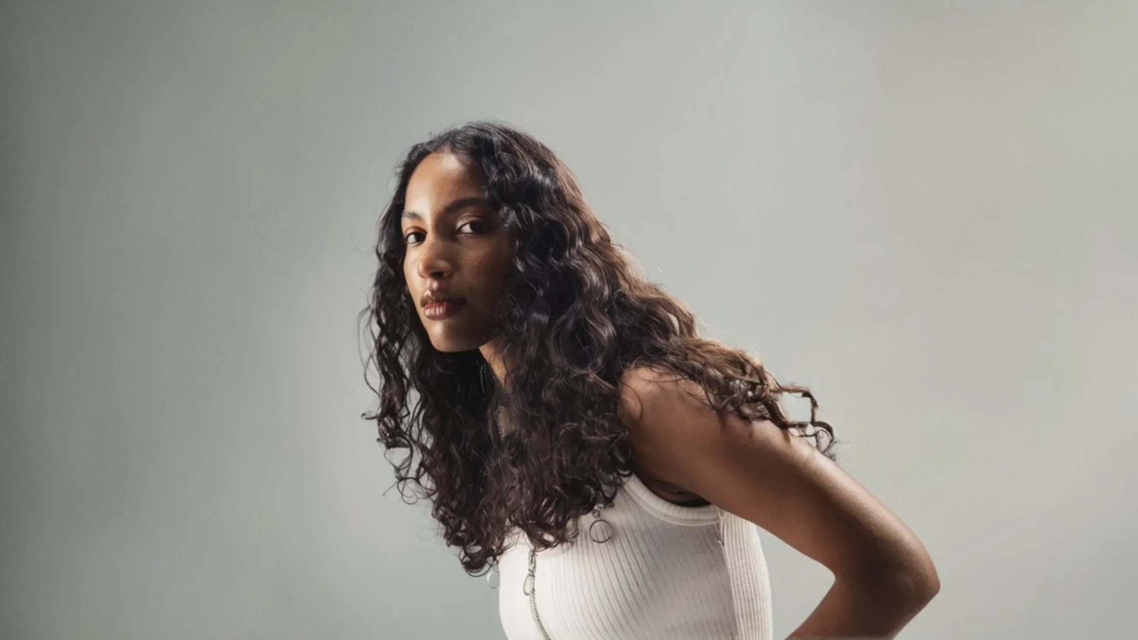 How Can You Get Naturally Shiny Hair?