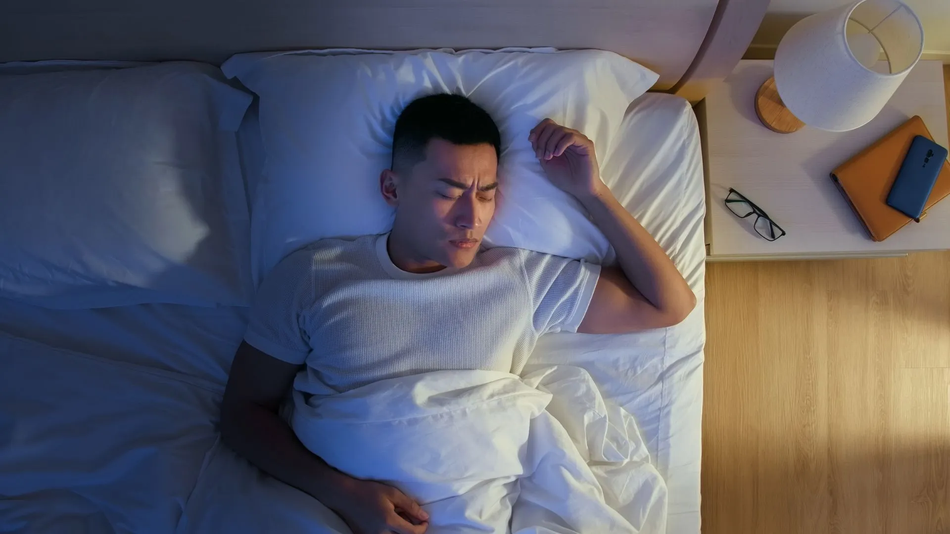 What is Sleep Paralysis? How to Deal with Insomnia and Sleep Better