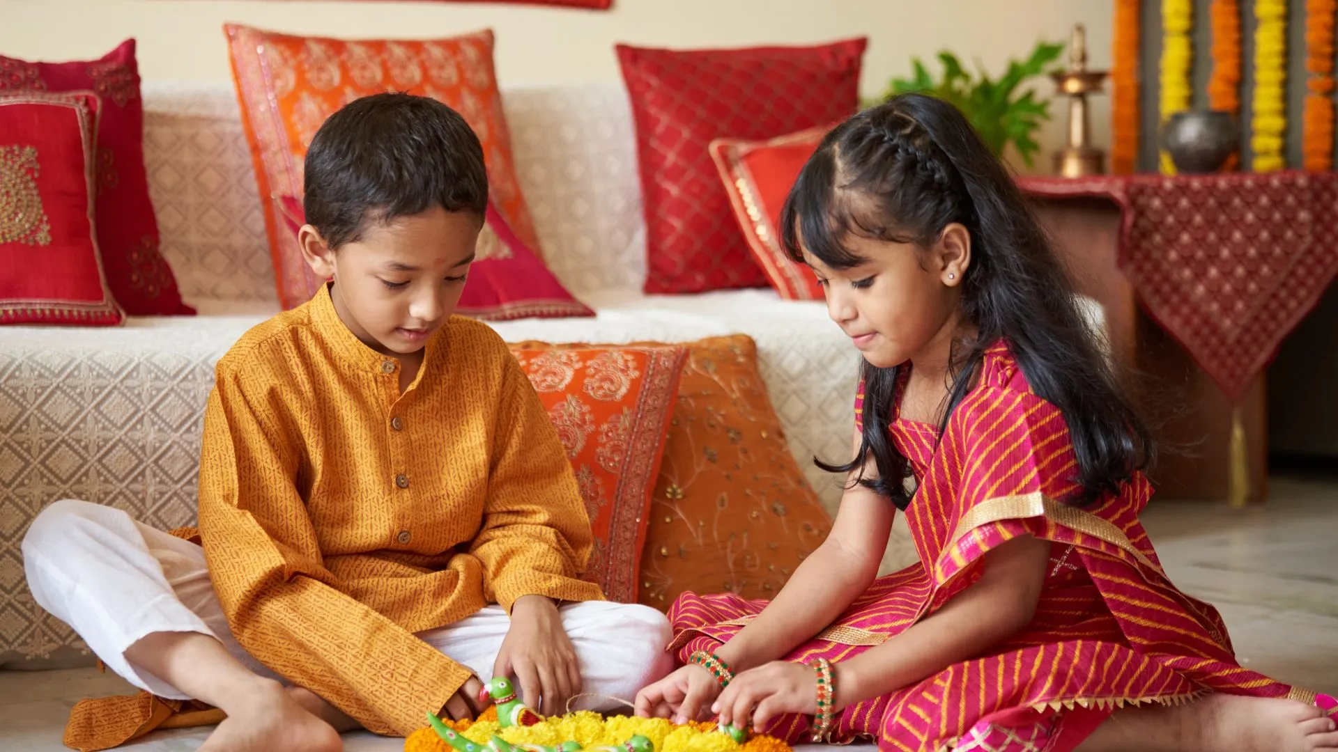 What are some unique and thoughtful girls' Raksha Bandhan gift ideas for your sister?