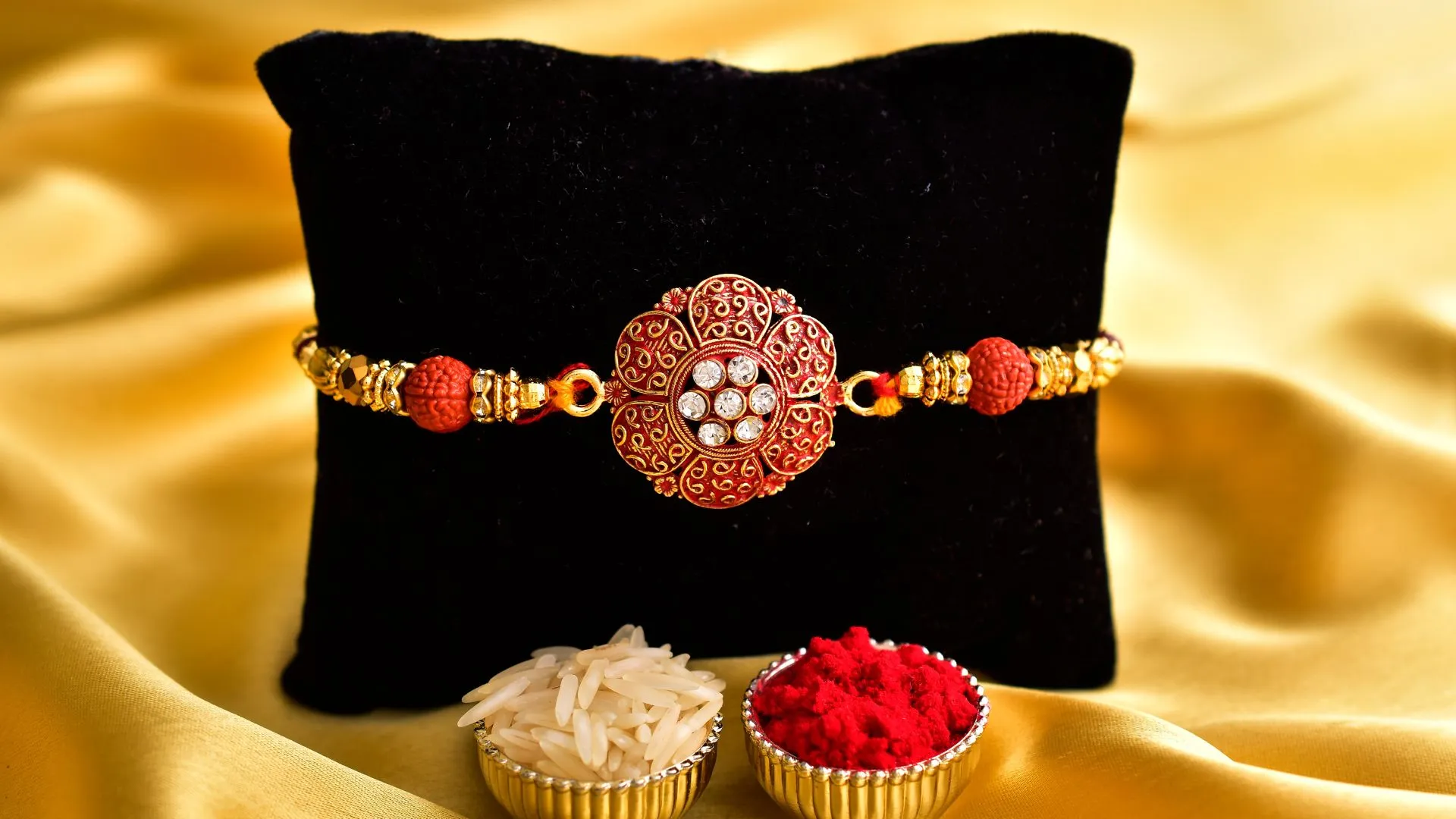 How to Choose the Perfect Design of Rakhi for a Memorable Raksha Bandhan