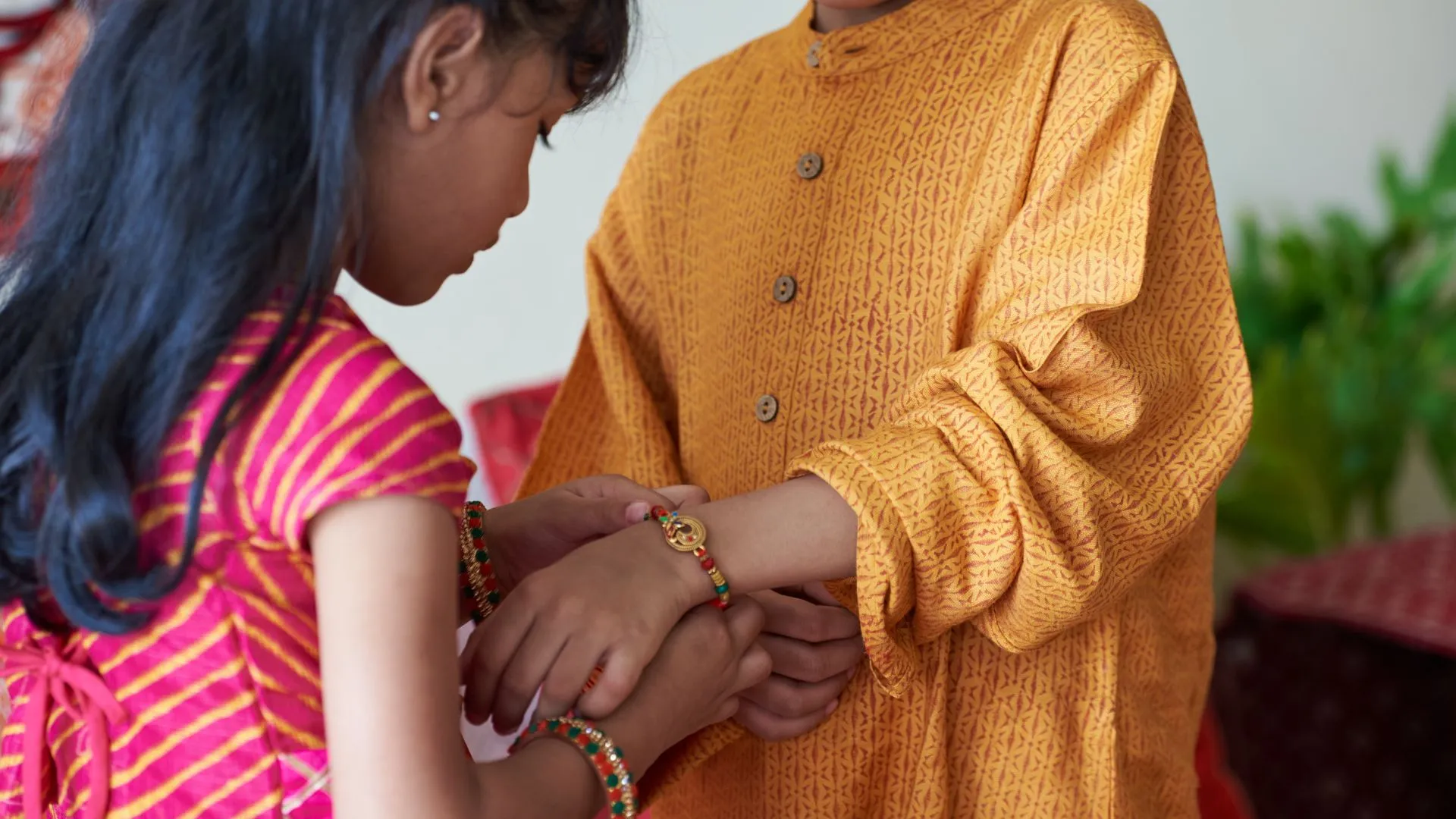 How to Write a Heartfelt Rakhi Letter to Your Brother