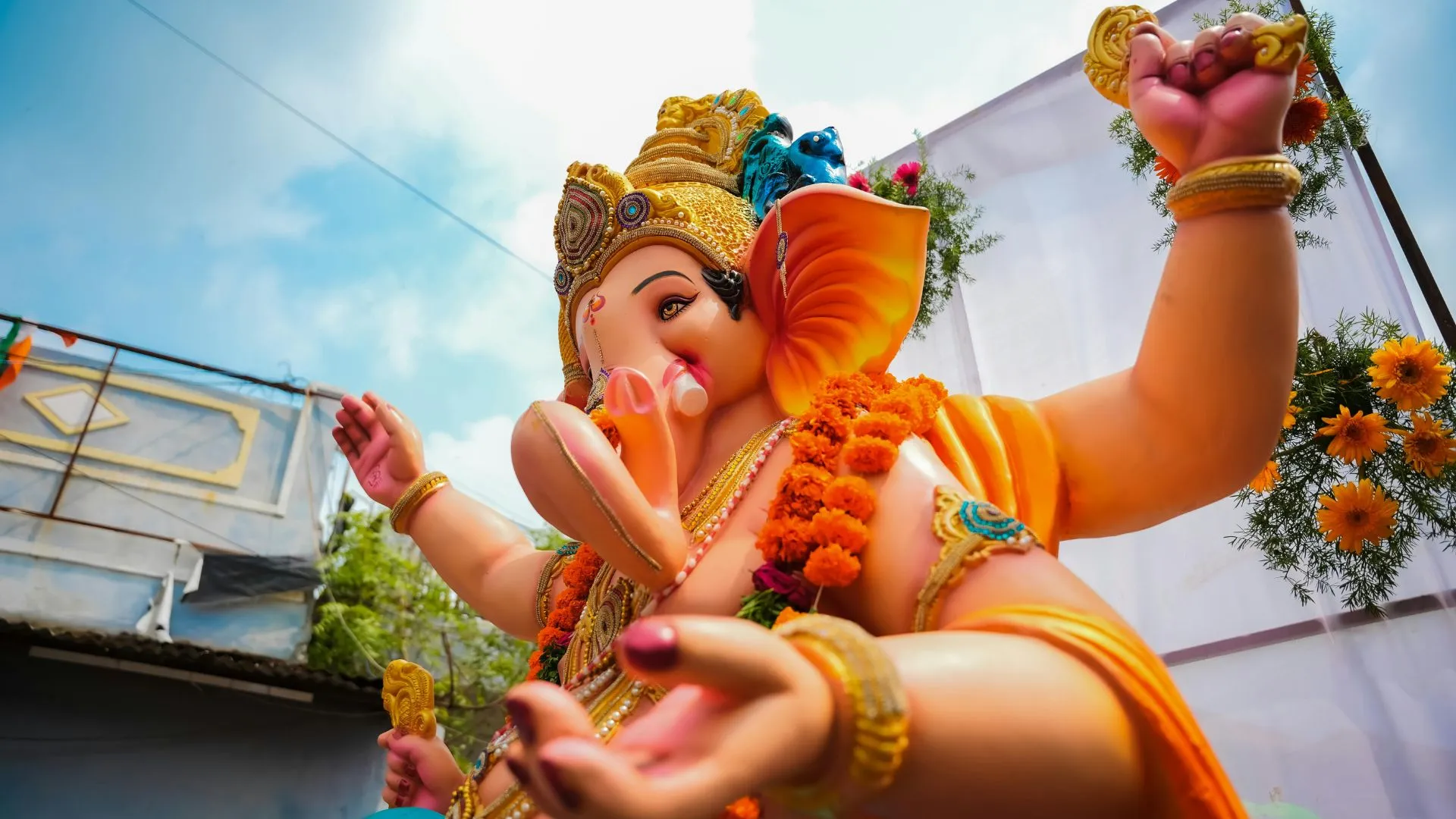 When does Ganesh Chaturthi 2024 start and end?