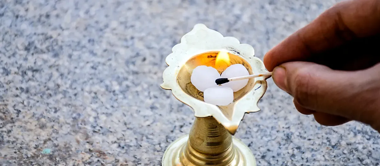 The Beauty and Significance of Kapur Aarti in Brass