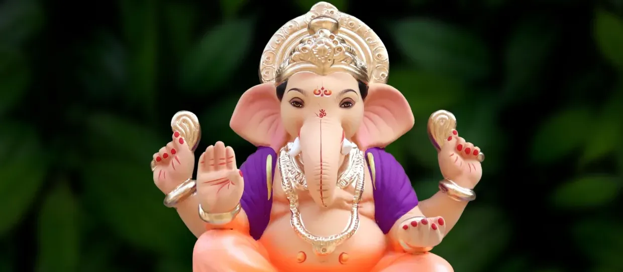 The Perfect Gift: Dagdusheth Ganpati Murti for Every Occasion