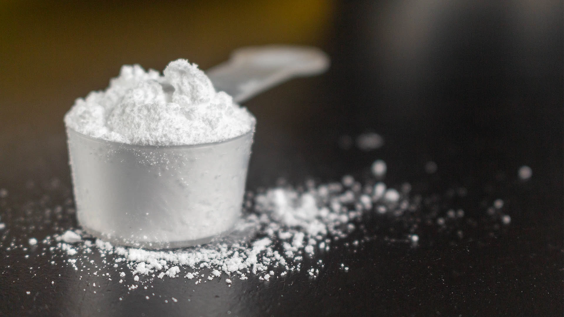 Creatine 101: Muscle Building Guide for Beginners