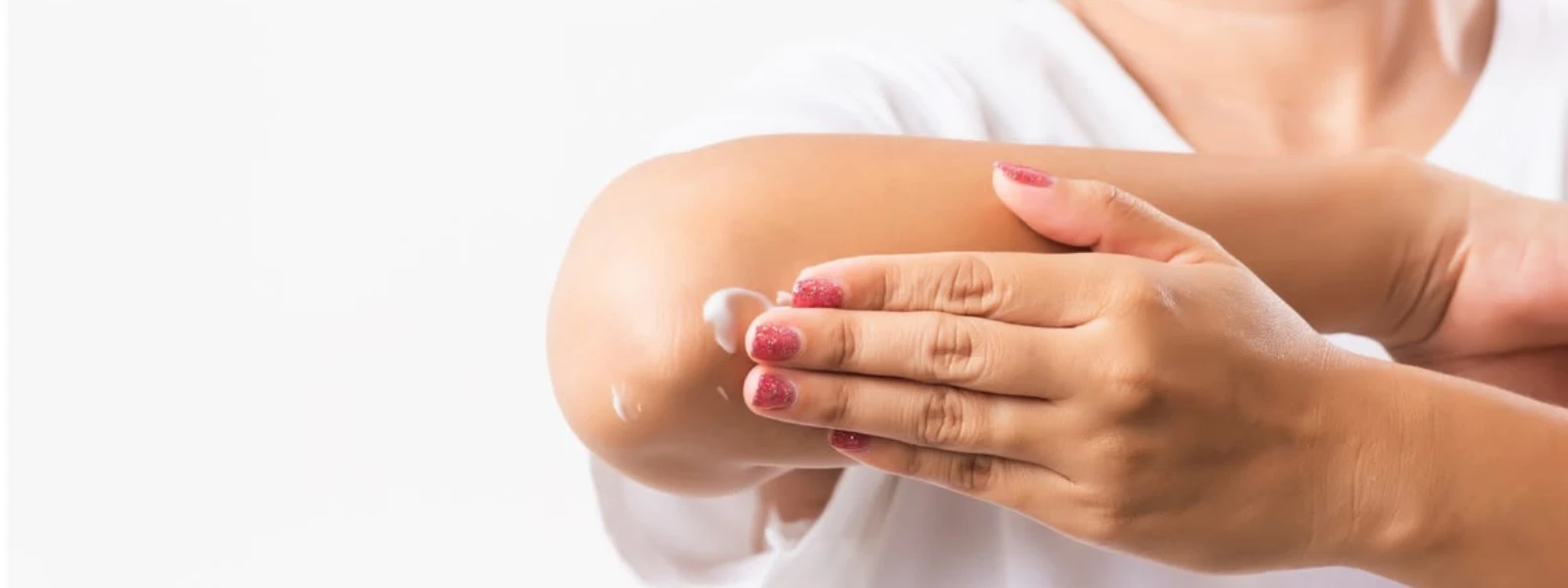 Essential Checklist: How to Use AHA for Dark Knees on Sensitive Skin