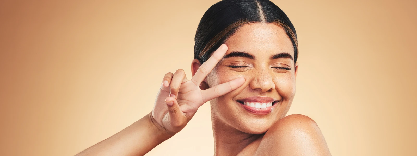 Melasma vs. Sunspots: Key Differences in Causes and Appearance