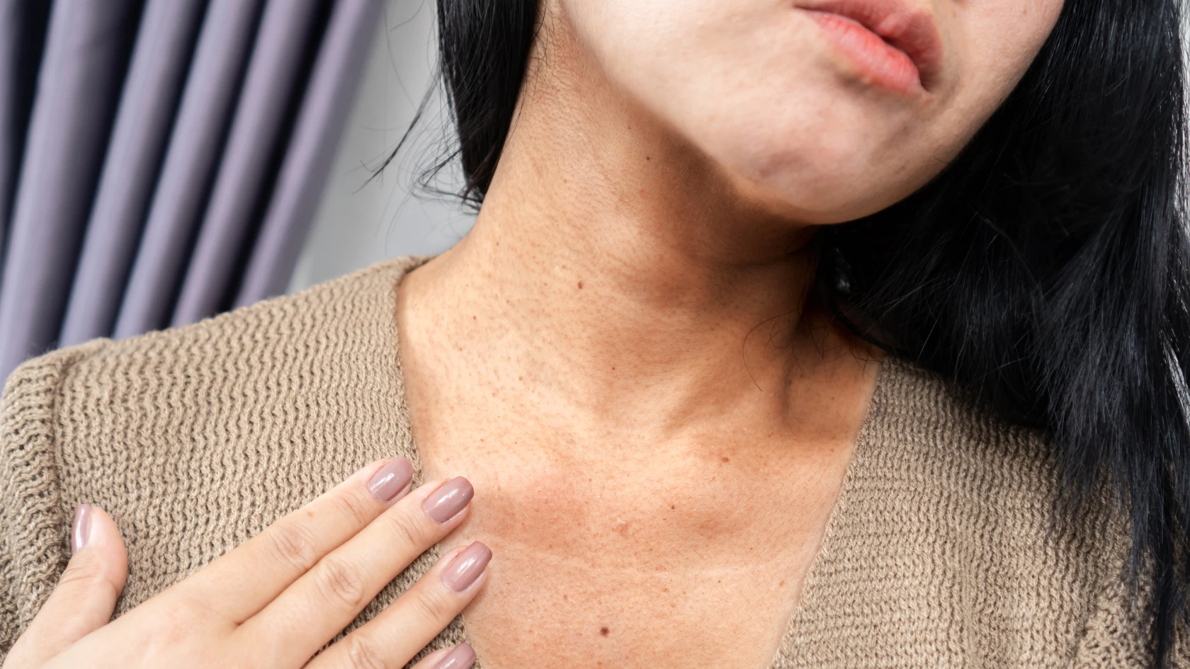 Reduce Neck Pigmentation: Clinical Guide for Melanin-Rich Skin