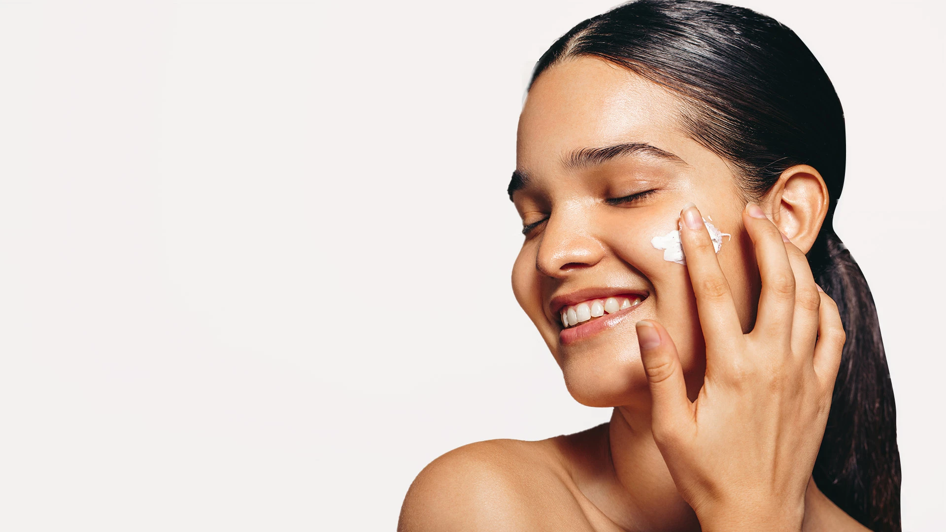 Ultimate Guide: Get Glowing Radiant Skin Naturally
