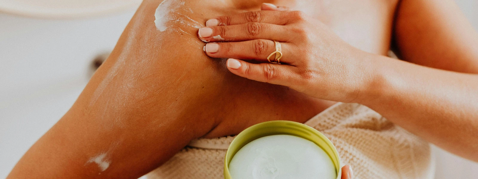 Why Body Gets Dark FAQ: Causes of Skin Darkening Explained