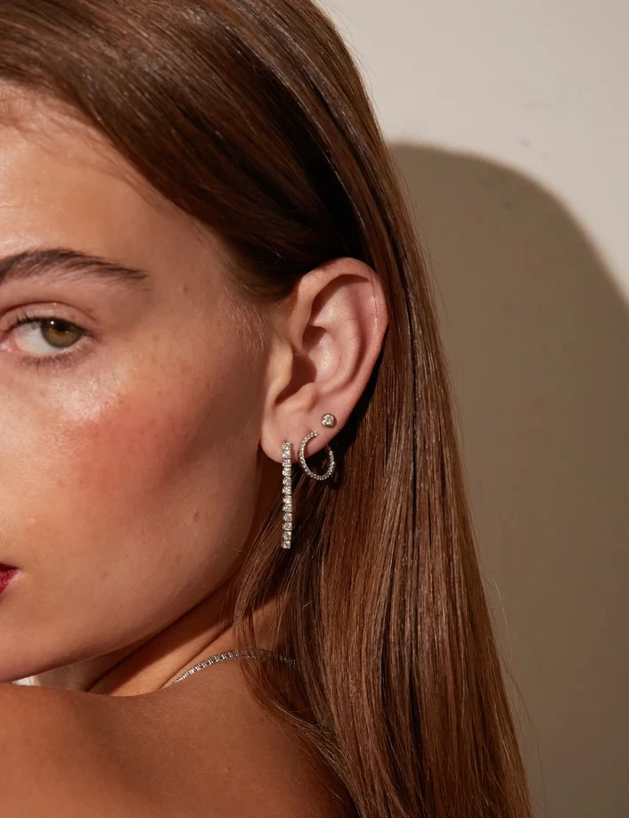 How to Choose the Perfect Daily Use Earrings for Ladies