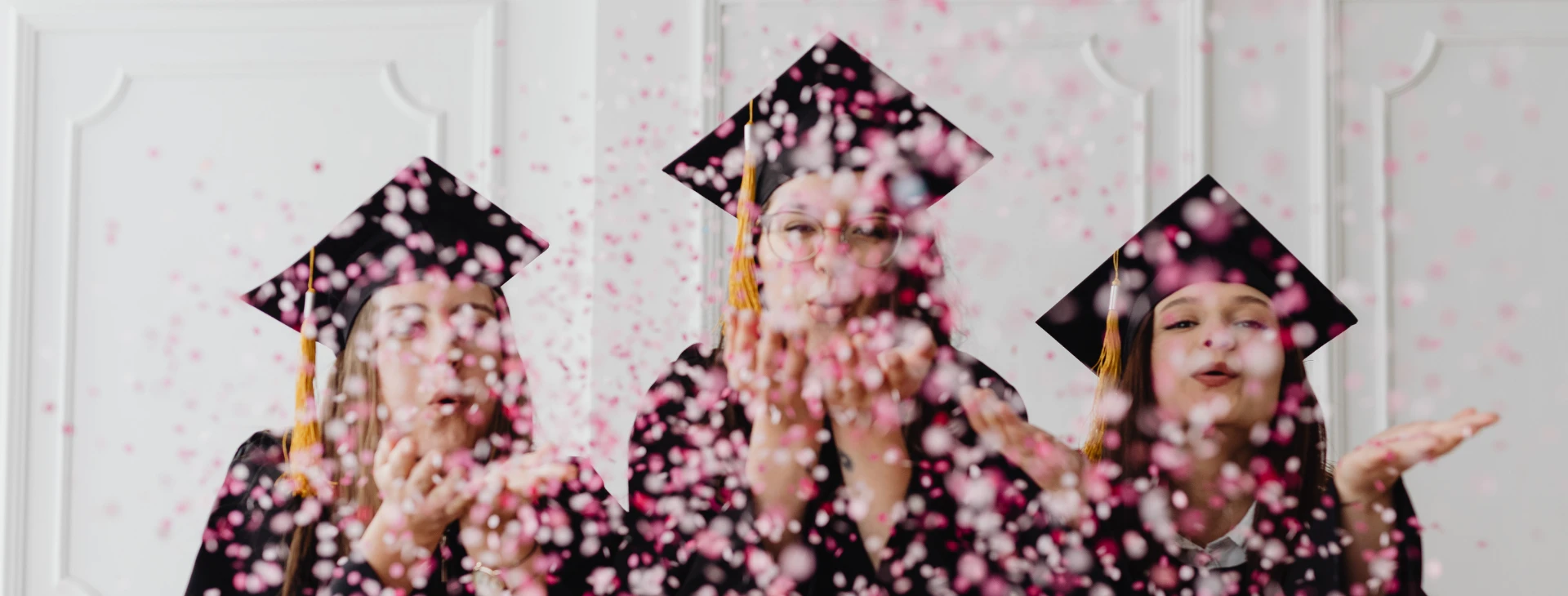 13 Chic Graduation Outfit Ideas to Celebrate Your Big Day 13 Chic Graduation Outfit Ideas to Celebrate Your Big Day