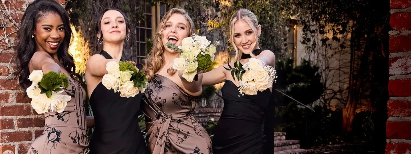 Essential Checklist: What is Cocktail Attire for a Wedding? Essential Checklist: What is Cocktail Attire for a Wedding?