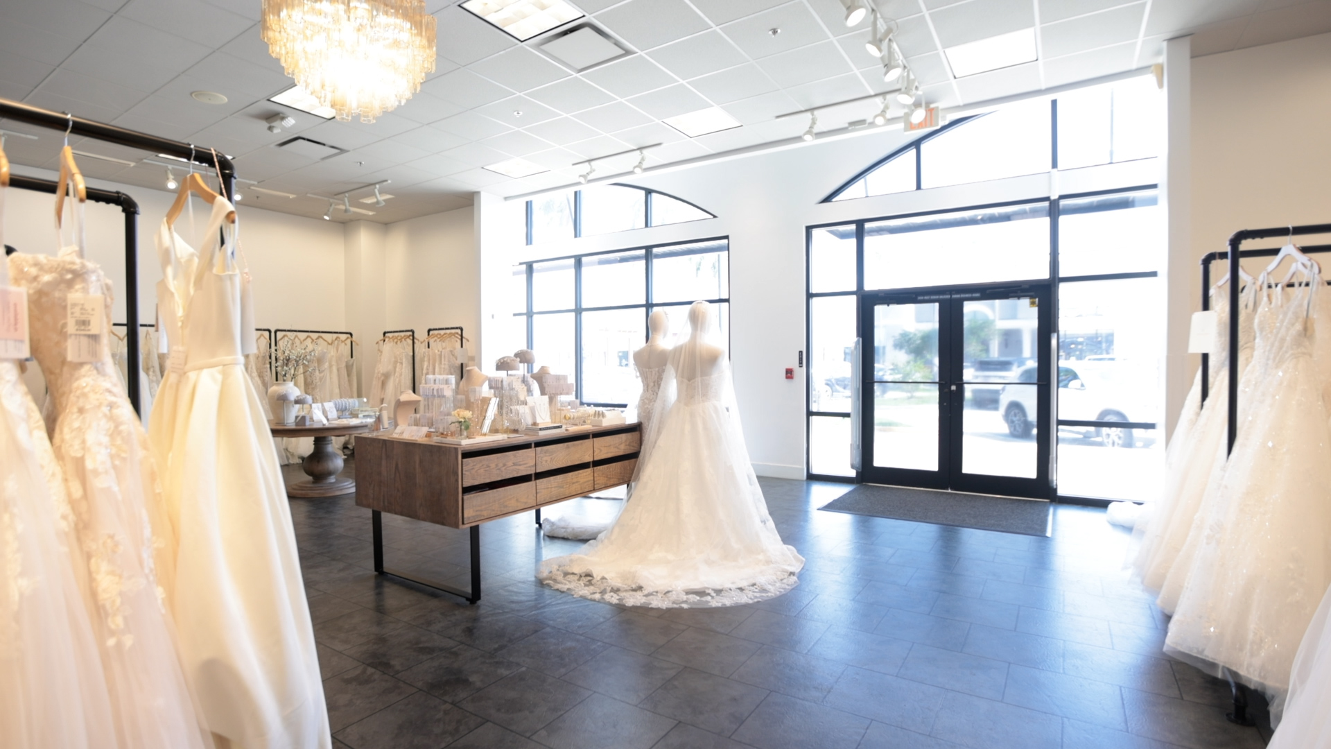 Wedding Dress Shop in Green Bay, WI | David's Bridal