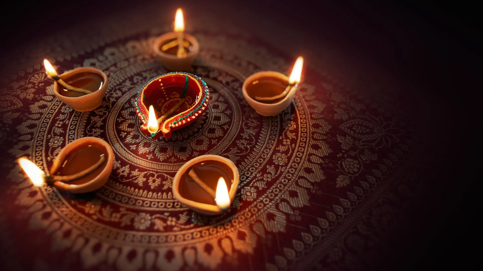 Illuminate Your Diwali with Handmade Decorative Items