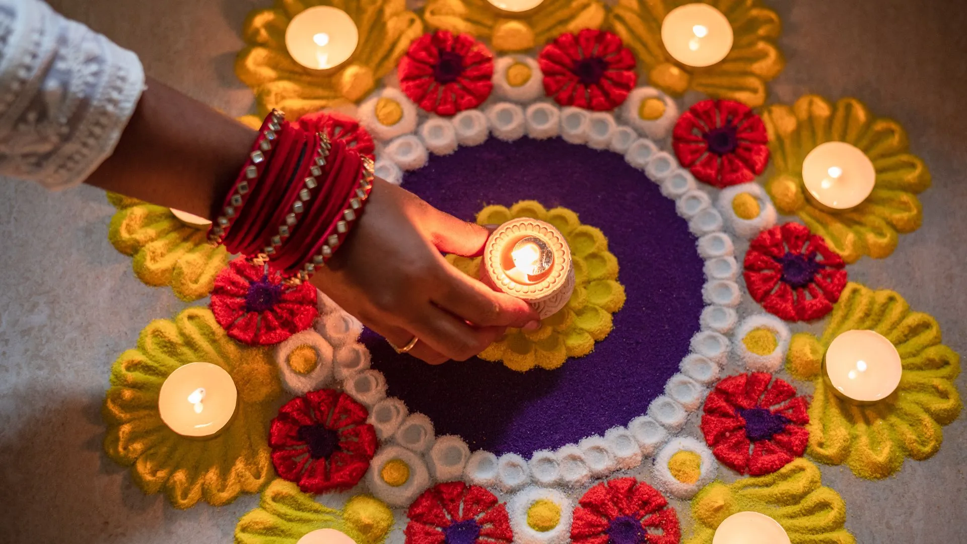 Celebrate an Eco-Friendly Green Diwali with Phool