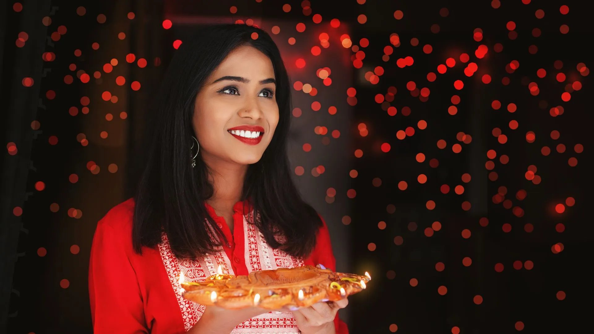 Find the Perfect Diwali Gift for Your Girlfriend