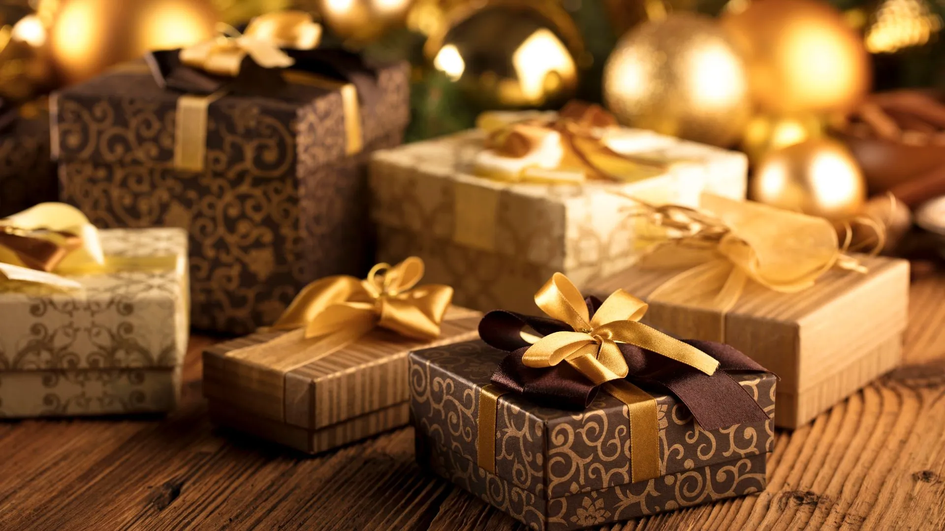 Elevate Your Celebrations with Luxury Diwali Gifting