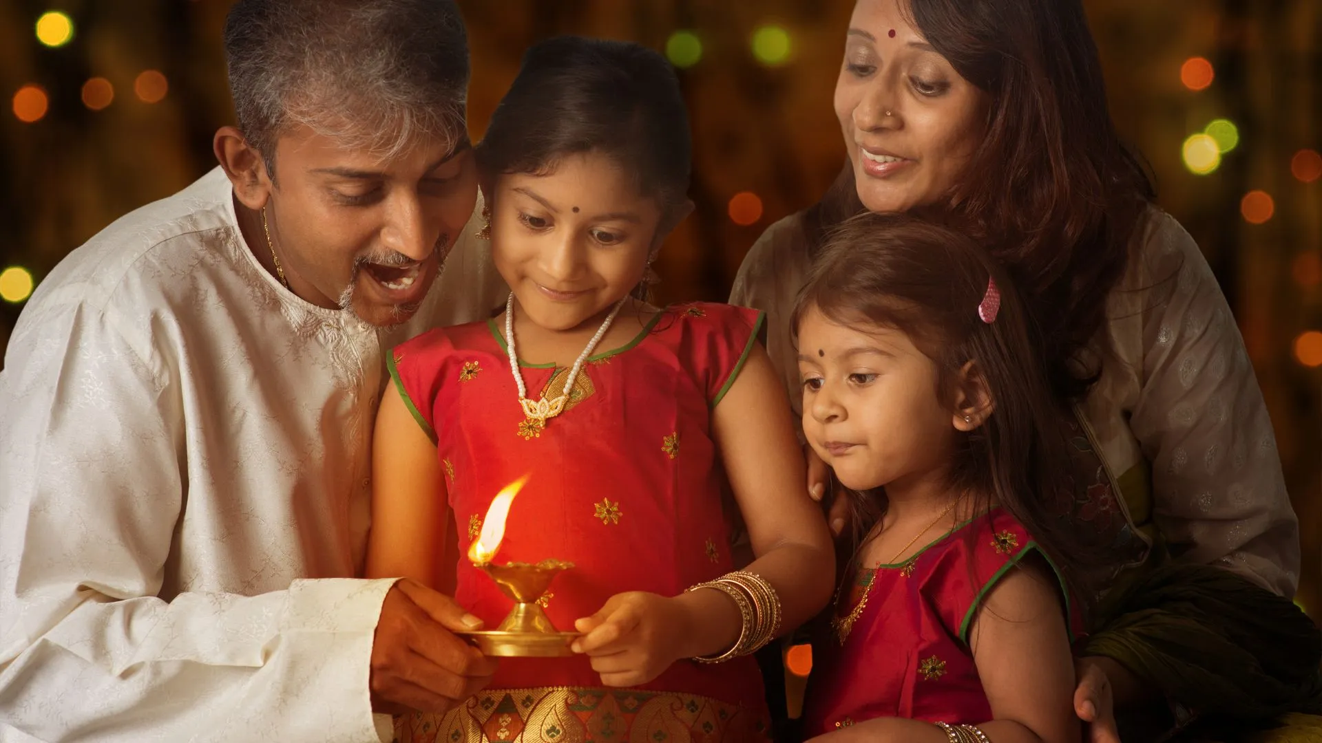 Discover the Perfect Presents for Diwali with Phool