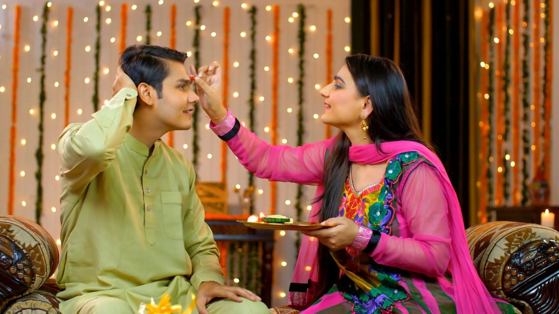 Send Rakhi to Gujarat - Fast & Reliable Delivery