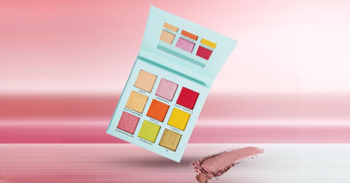 Padroneggia il trucco oro rosa per un bagliore radioso e irresistibile.