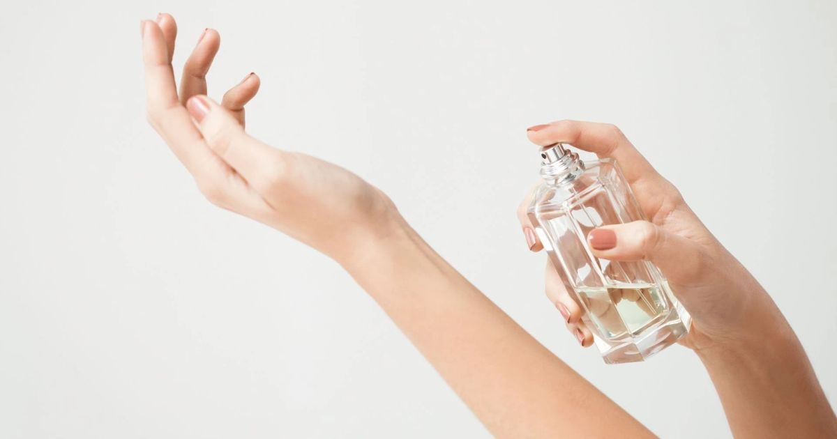 Olio corpo profumato: guida per un profumo duraturo e avvolgente.