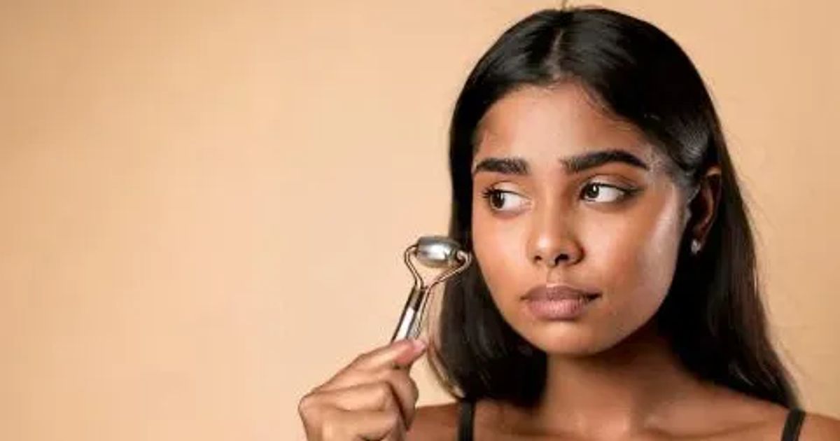 Jade Roller vs Gua Sha: Ultimate Skincare Tool Guide