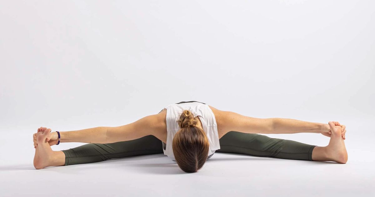 8 esercizi naturali per ridurre il gonfiore e migliorare il benessere addominale.