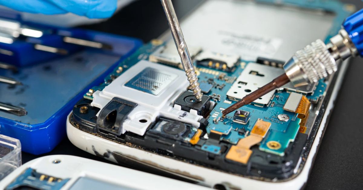 Illustration of Motherboard Damage Repair Cost Estimate Istanbul