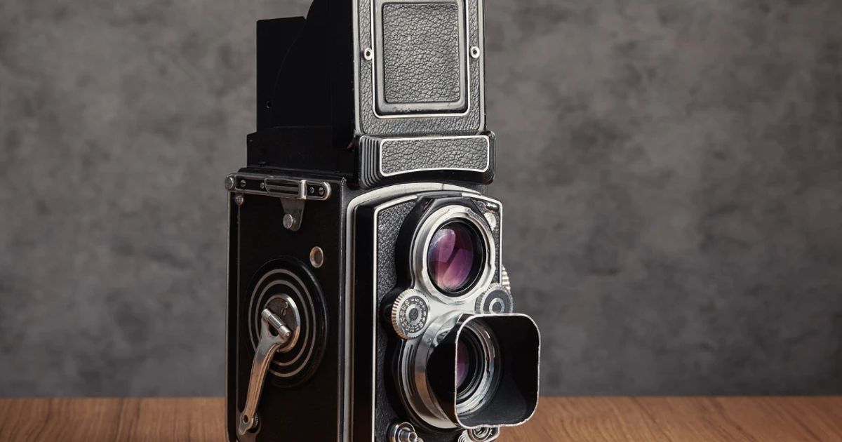 Twin Lens Reflex Cameras: Your FAQ Guide to Vintage Gear