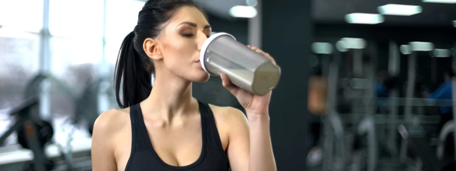 8 Reasons to Choose Natural Protein Powder Over Alternatives