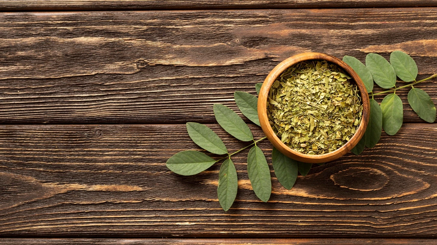 How Moringa Extract Enhances Gut Health and Detoxification?