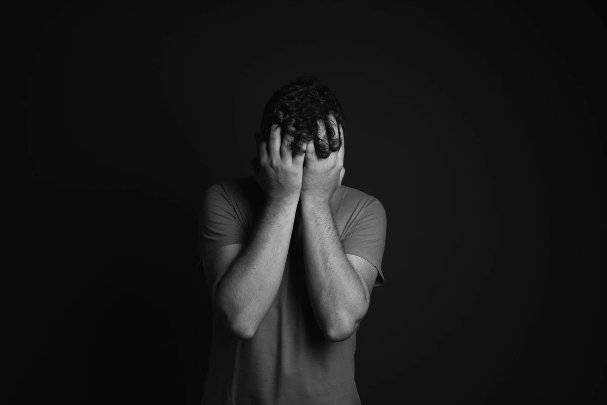 9 Science-Backed Strategies to Overcome Anxiety Naturally