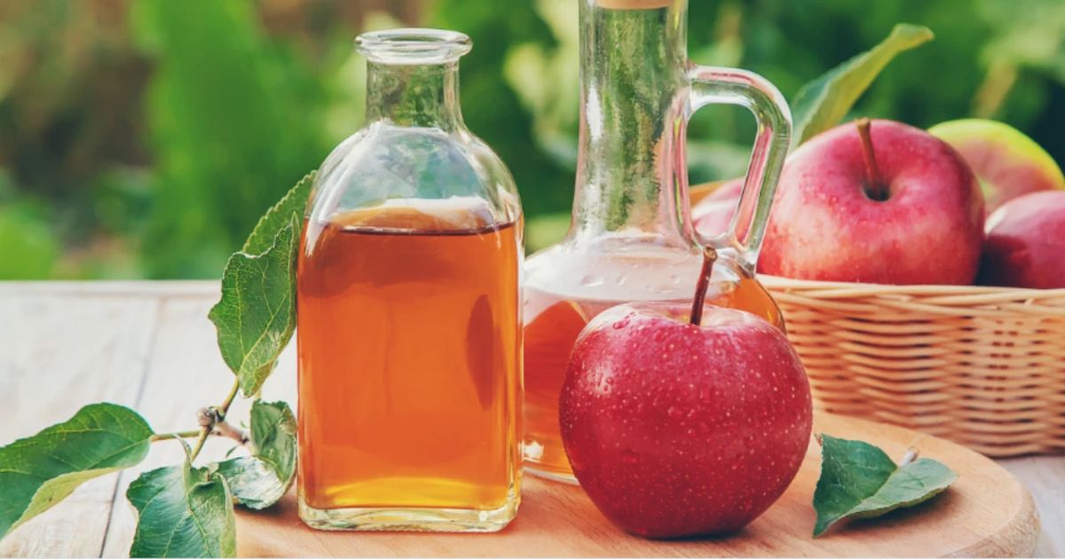 glutathione and apple cider vinegar interaction Early research suggests that moderate (ACV) consumption may help improve cholesterol, blood sugar, liver health in people with metabolic fatty liver conditions. Making ACV part of your diet How to Use Apple Cider