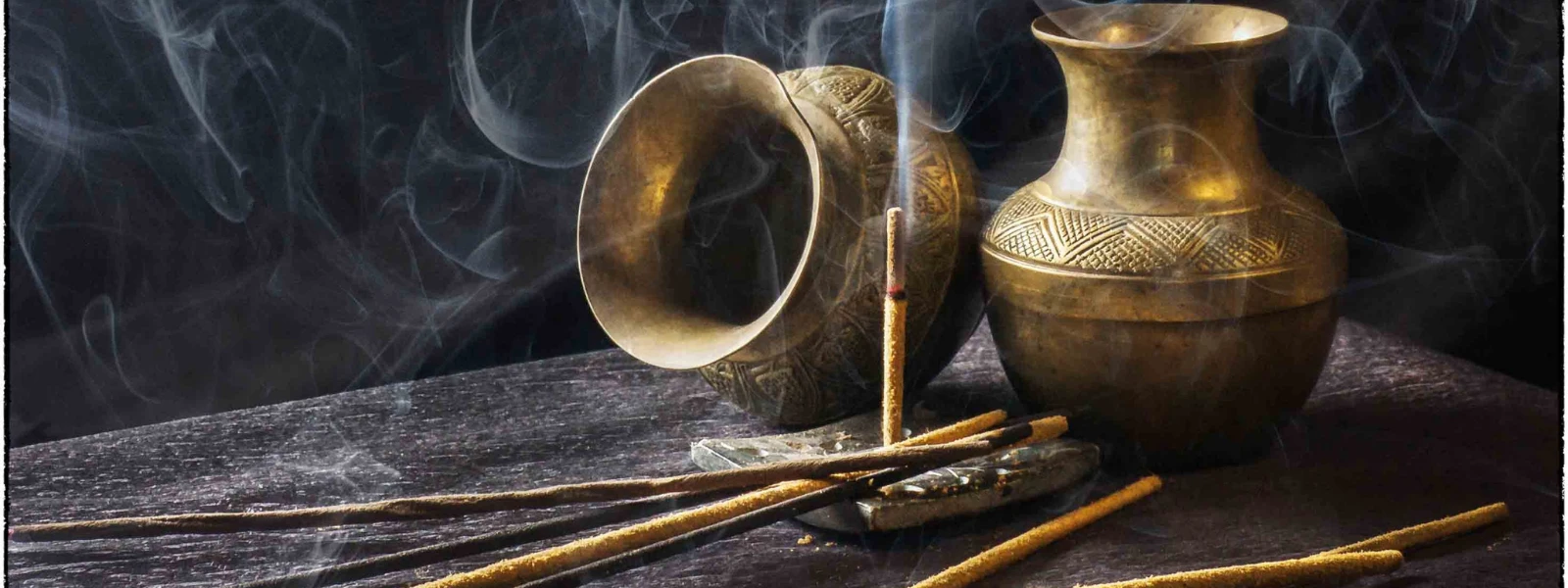 How to Choose & Use Best Natural Dhoop Sticks